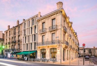 Mercure Bordeaux Centre Gare Atlantic has Balcony rooms