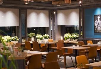 Hotel Buck has Balcony rooms