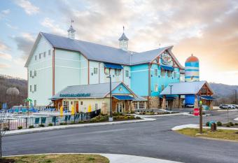 The Lodge at Camp Margaritaville has Balcony rooms