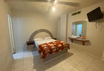 Hotel Dubai allows 18 year olds to book a room