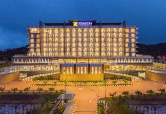 Zenith Hotel Cameron has Balcony rooms