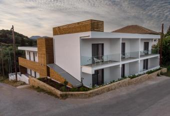 Sigma Luxury Rooms has Balcony rooms