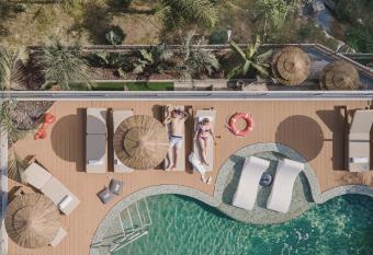 Casa Coco Boutique Hotel & Spa 4*S - Adults Only allows 18 year olds to book a room