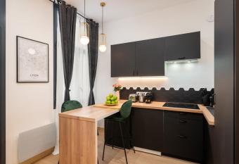 Le Cocon Hygge & SPA allows 18 year olds to book a room