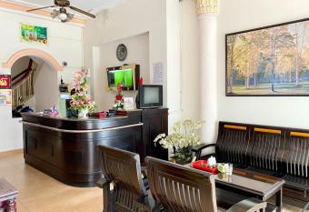 BAU CAT HOTEL has Smoking rooms