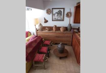 RHODES ART HOUSE has Balcony rooms