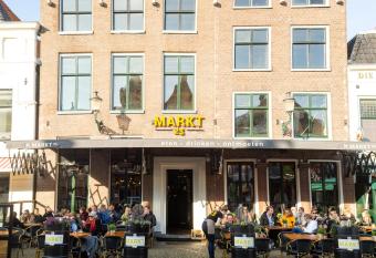 Hotel Markt23 allows 18 year olds to book a room
