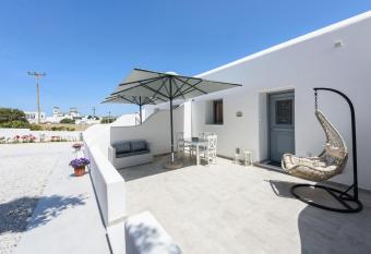 Mediterranean Harmony has Balcony rooms