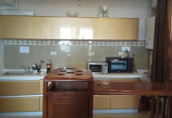 Penthouse Mamaia Summerland has Balcony rooms