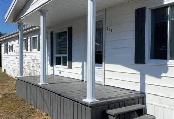 Maison Carofanne has Balcony rooms