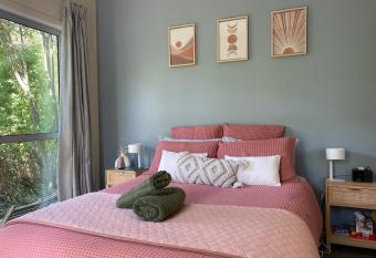 The Willow Guest Suite has Balcony rooms