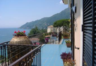 Lady Ida B&B has Balcony rooms