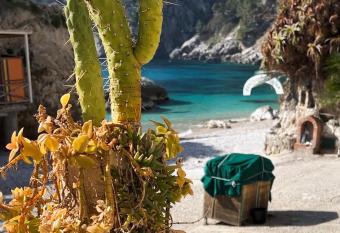 Capri magic house on the beach has Balcony rooms