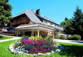 Hotel Schwarzwald-Gasthof R    le has Balcony rooms
