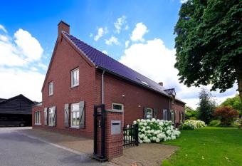 Lokven Hoeve allows 18 year olds to book a room
