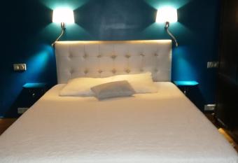 L  Or  e du Val allows 18 year olds to book a room