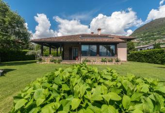 Villa Rita Appartamento Superiore has Balcony rooms