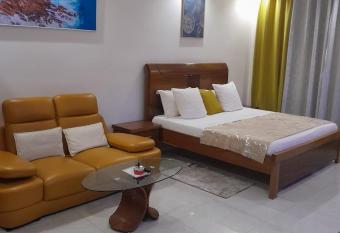 RESIDENCE FABY 1 has Balcony rooms