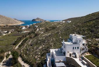 Theodora has Balcony rooms