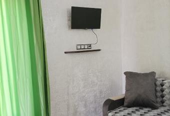 Little House 84 has Balcony rooms