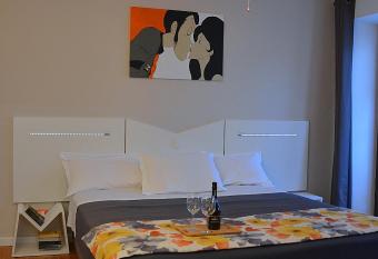 BB BORGO BIELLA allows 18 year olds to book a room