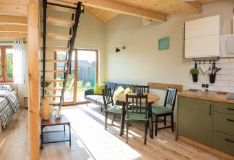 Mi  dzy Szlakami has Balcony rooms