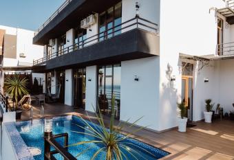 VILLA EVKALIPT Kvariati has Balcony rooms