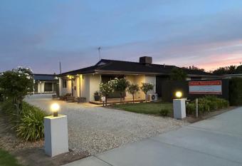 Motel Woongarra has Balcony rooms