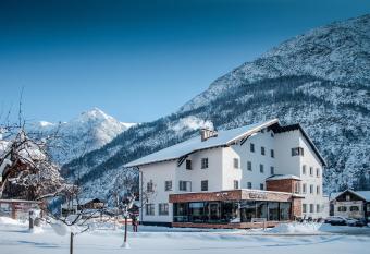 Posthotel Lechtal has Balcony rooms