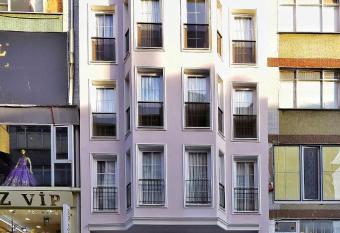 Serai Hotel has Balcony rooms