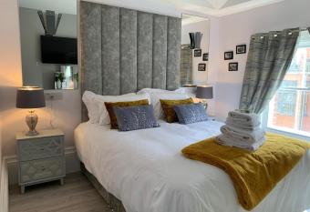 Winckley Square Residences allows 18 year olds to book a room