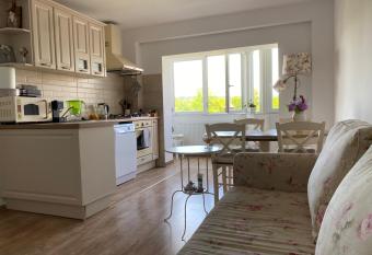 Rose Peony allows 18 year olds to book a room