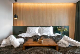 Haltia Lake Lodge nature boutique hotel & glamping has Balcony rooms