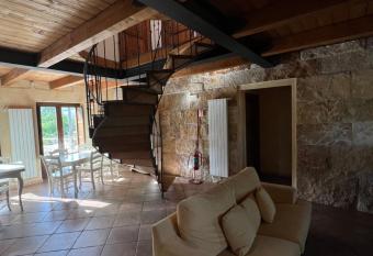 Country House Dolce Vita has Balcony rooms