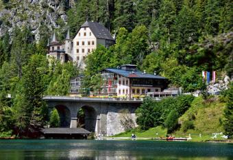 Hotel Schloss Fernsteinsee has Balcony rooms