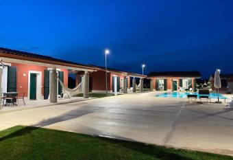 VILLA Verde Oliva has Balcony rooms