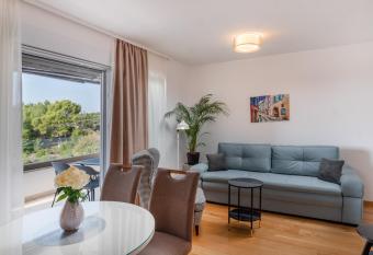 SOLU Apartment has Balcony rooms