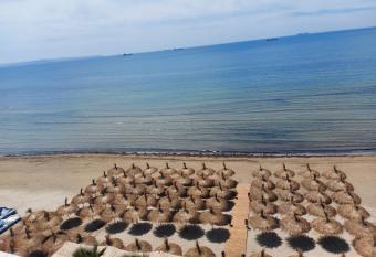 Bral Apartment 6 allows 18 year olds to book a room