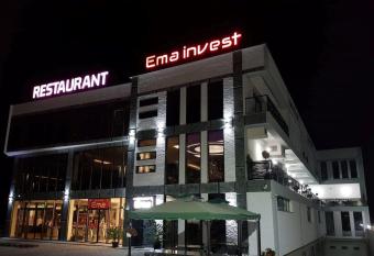 HOTEL EMA has Balcony rooms