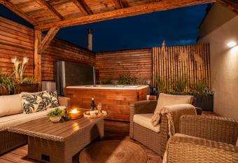 Sting Old Town Ostrava has Balcony rooms