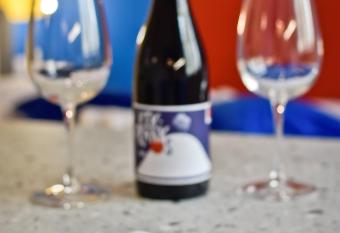 ZACH  R APARTMAN has Balcony rooms