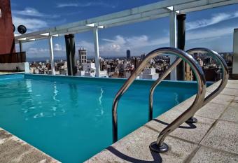 Departamentos Illia By Lugar allows 18 year olds to book a room