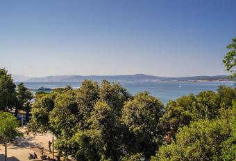 Apartment Noa has Balcony rooms