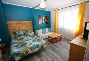 THE ANGEL allows 18 year olds to book a room