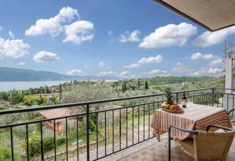 Al Agave sotto has Balcony rooms