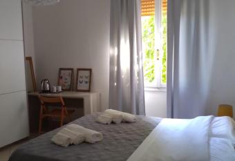 M. BINI B&B has Balcony rooms