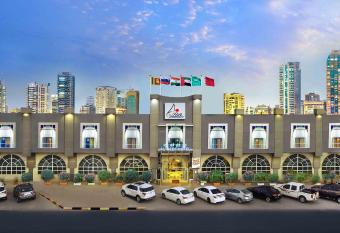 Al Seef Hotel allows 18 year olds to book a room