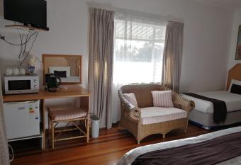 DRIFT SANDS has Balcony rooms