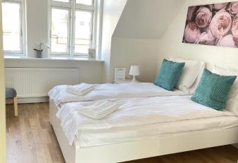 aday - Apartment with Balcony and barbecue has Balcony rooms