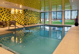 DOMITYS La SARDONNE centre-ville allows 18 year olds to book a room